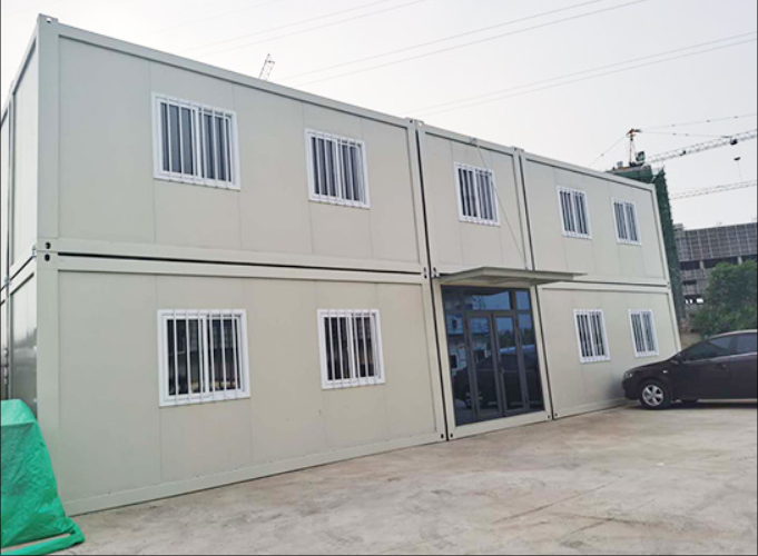 打包箱房：模块化场景的灵活建筑解决方案