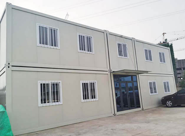 打包箱房：新居住与办公解决方案