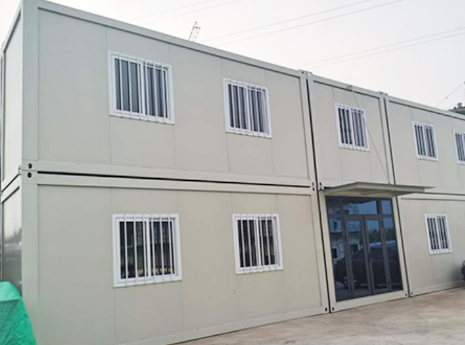 打包箱房：模块化的空间解决方案